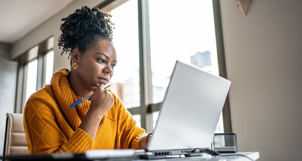 Integrating Virtual and Self-Study Elements Into Your Sales Training Mix